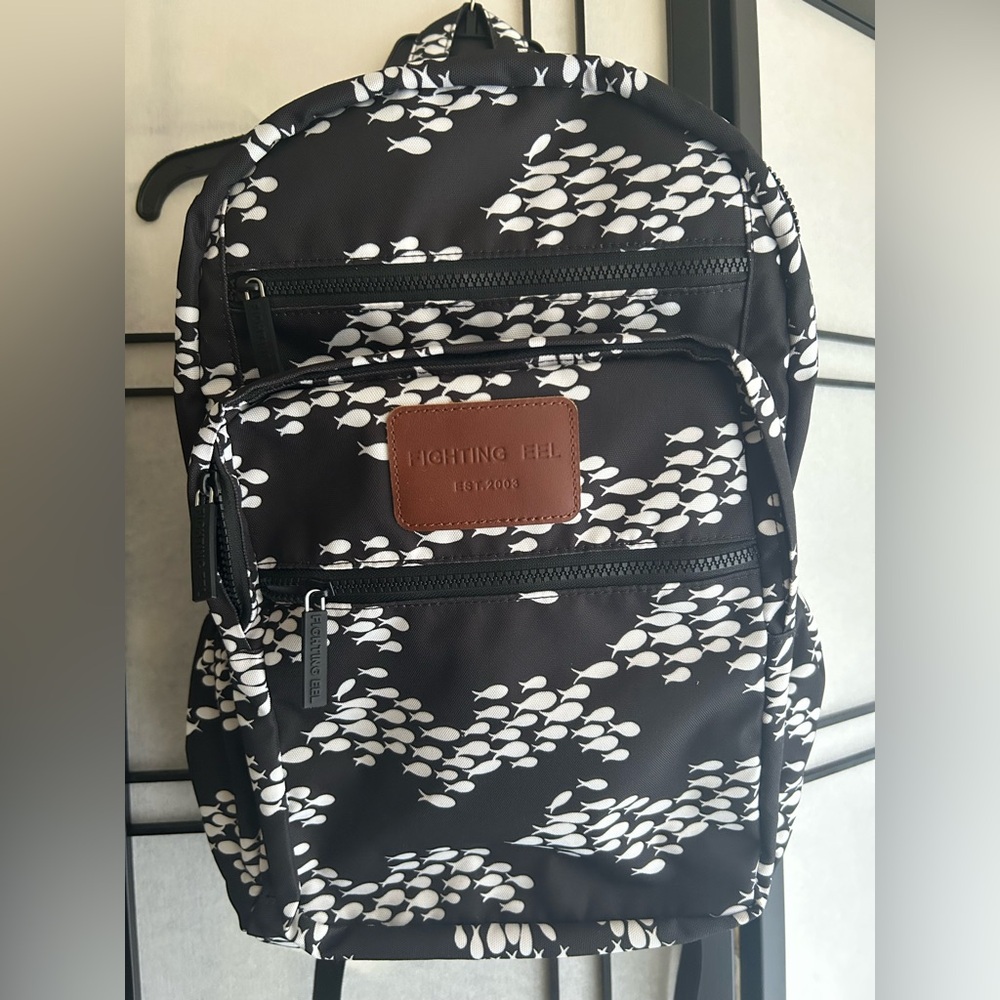 Fighting Eel Black Fish and White Artistic Backpack